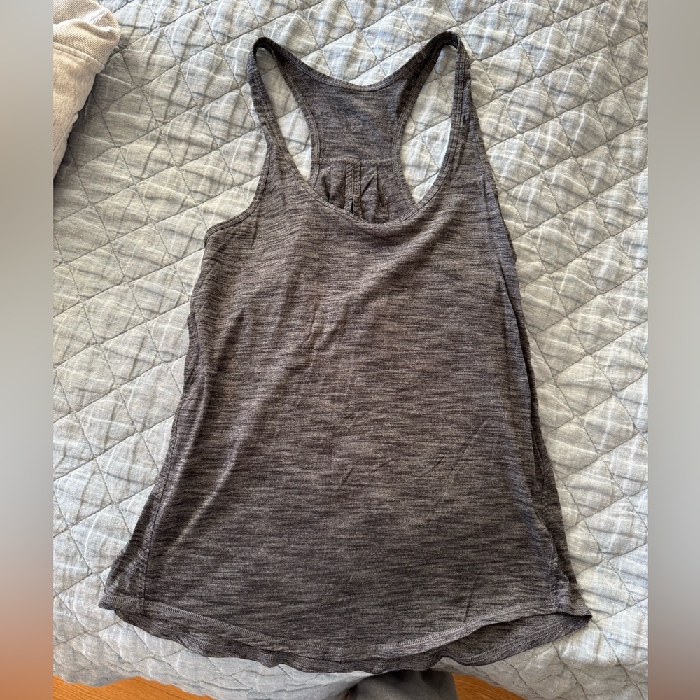 Lululemon Keyhole Tank, size M